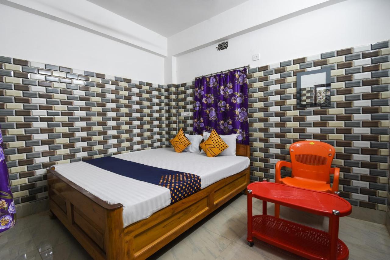 โอโย 75751 โฮเทล สุริยา Hotel Bahadrabad ภายนอก รูปภาพ