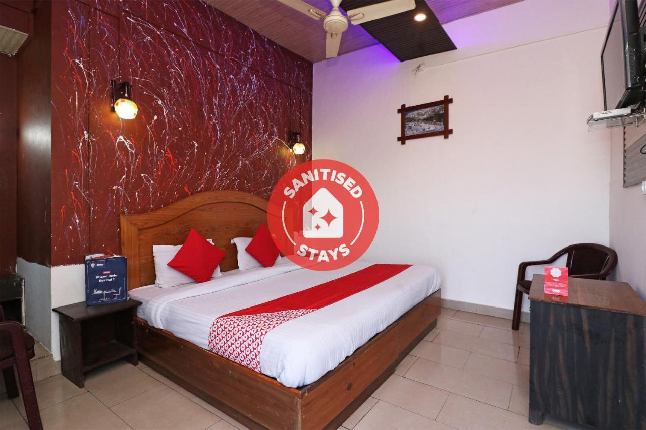 โอโย 75751 โฮเทล สุริยา Hotel Bahadrabad ภายนอก รูปภาพ
