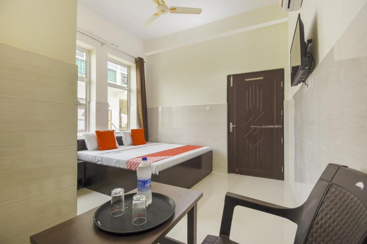 โอโย 75751 โฮเทล สุริยา Hotel Bahadrabad ภายนอก รูปภาพ