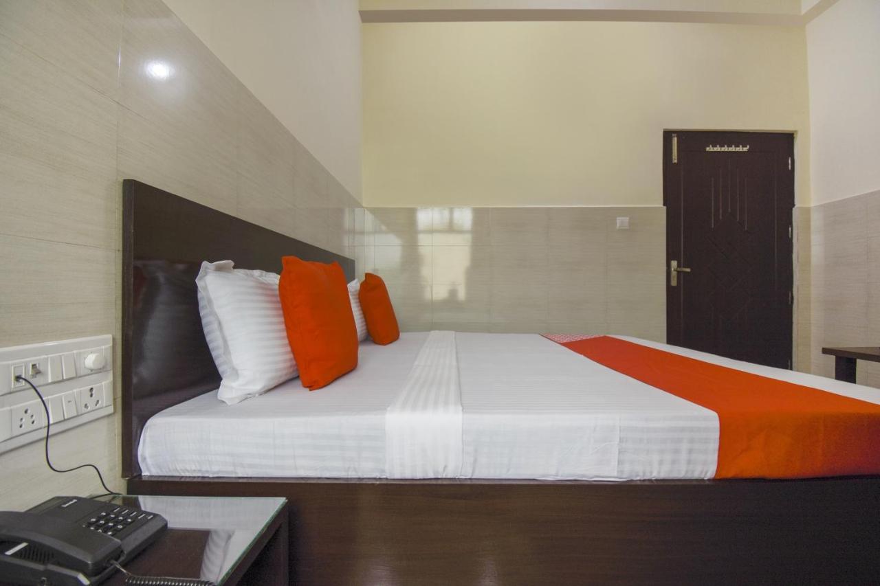 โอโย 75751 โฮเทล สุริยา Hotel Bahadrabad ภายนอก รูปภาพ